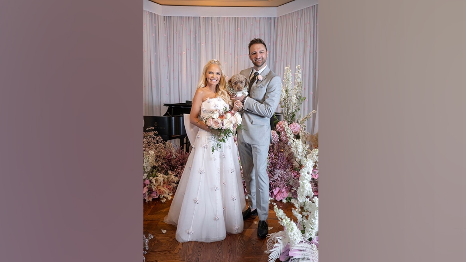Kristin Chenoweth marries Josh Bryant in Texas wedding ABC News