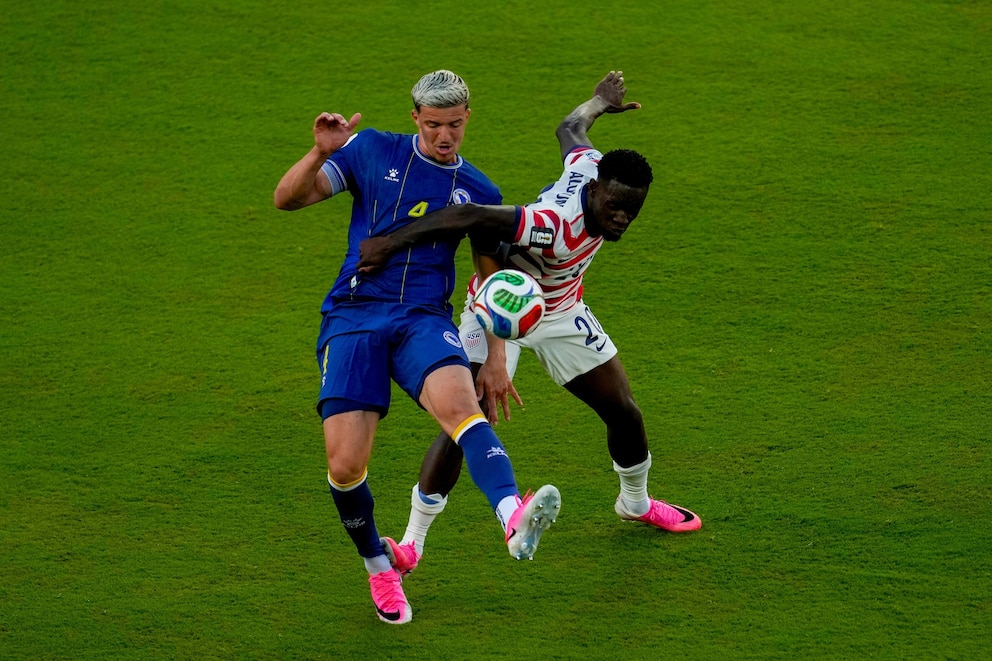 PHOTO: Folarin Balogun,Tarik Muharemovic