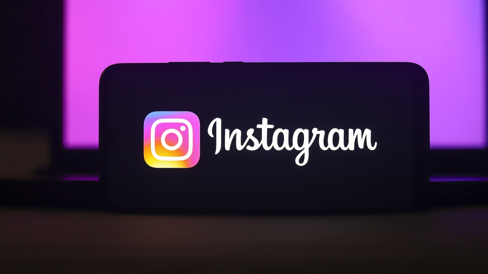 Instagram will alert parents when teens search for suicide ...