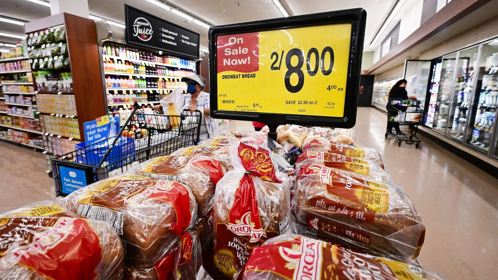 Consumer prices rise unexpectedly in August, sending stock market ...