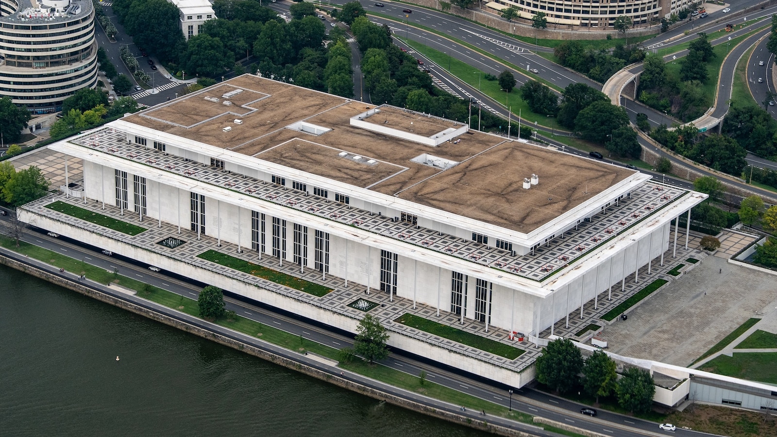 Kennedy Center filing reveals Trump's name could be on the building twice