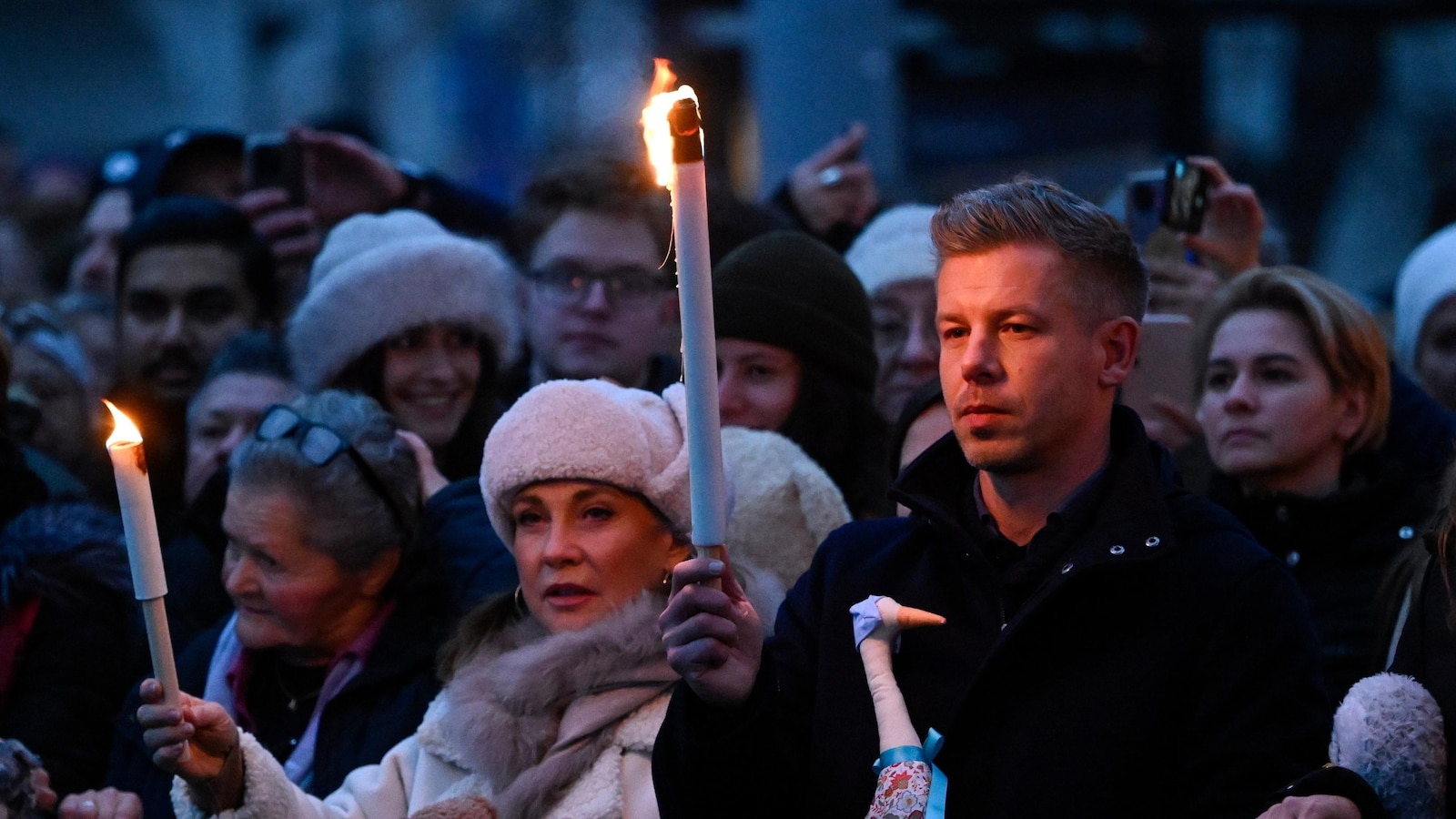 ويقود منافس أوربان احتجاجات على مزاعم إساءة معاملة الأطفال في المؤسسات المجرية