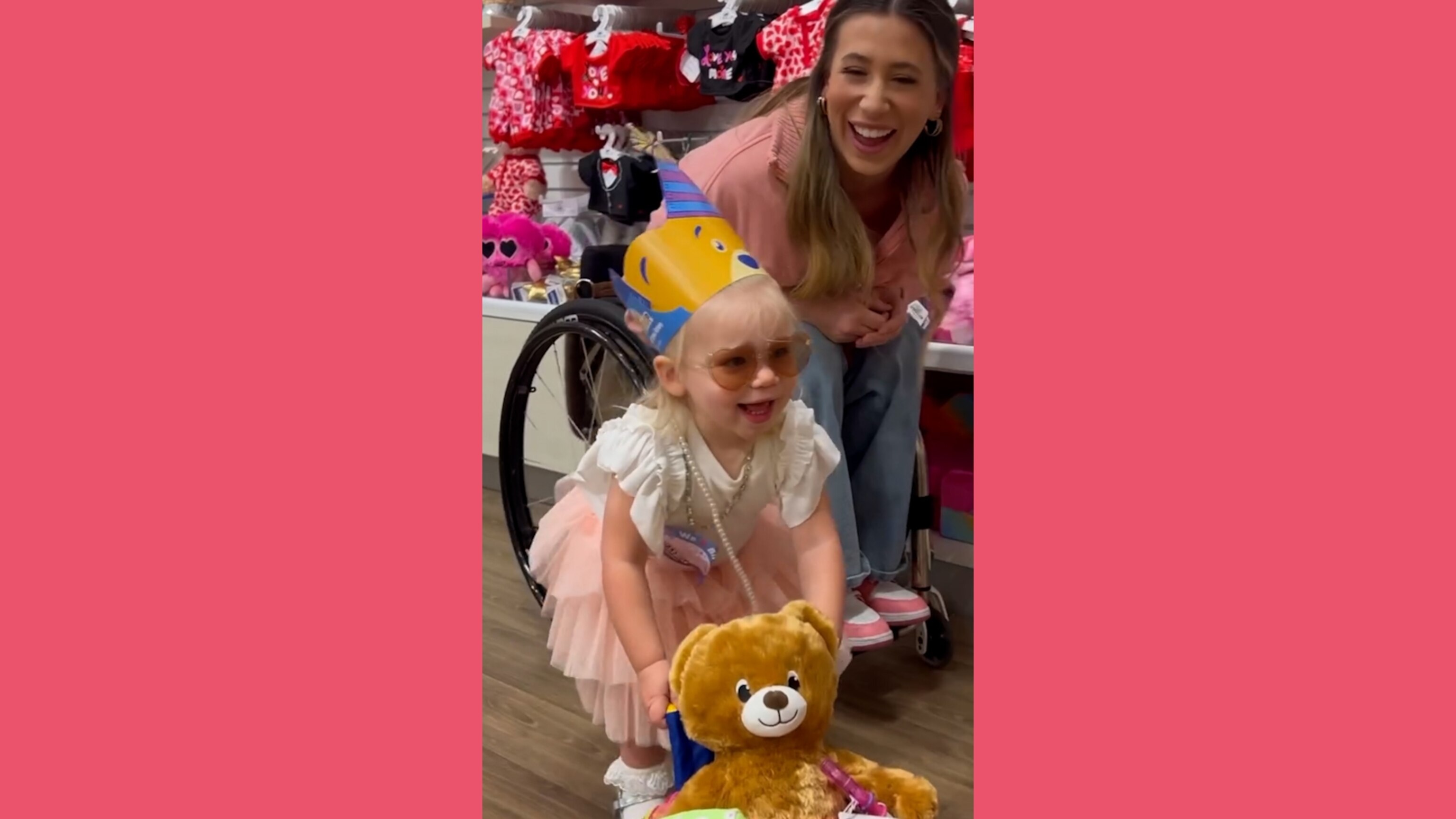 Video Girl surprises mom by picking out wheelchair during 1st