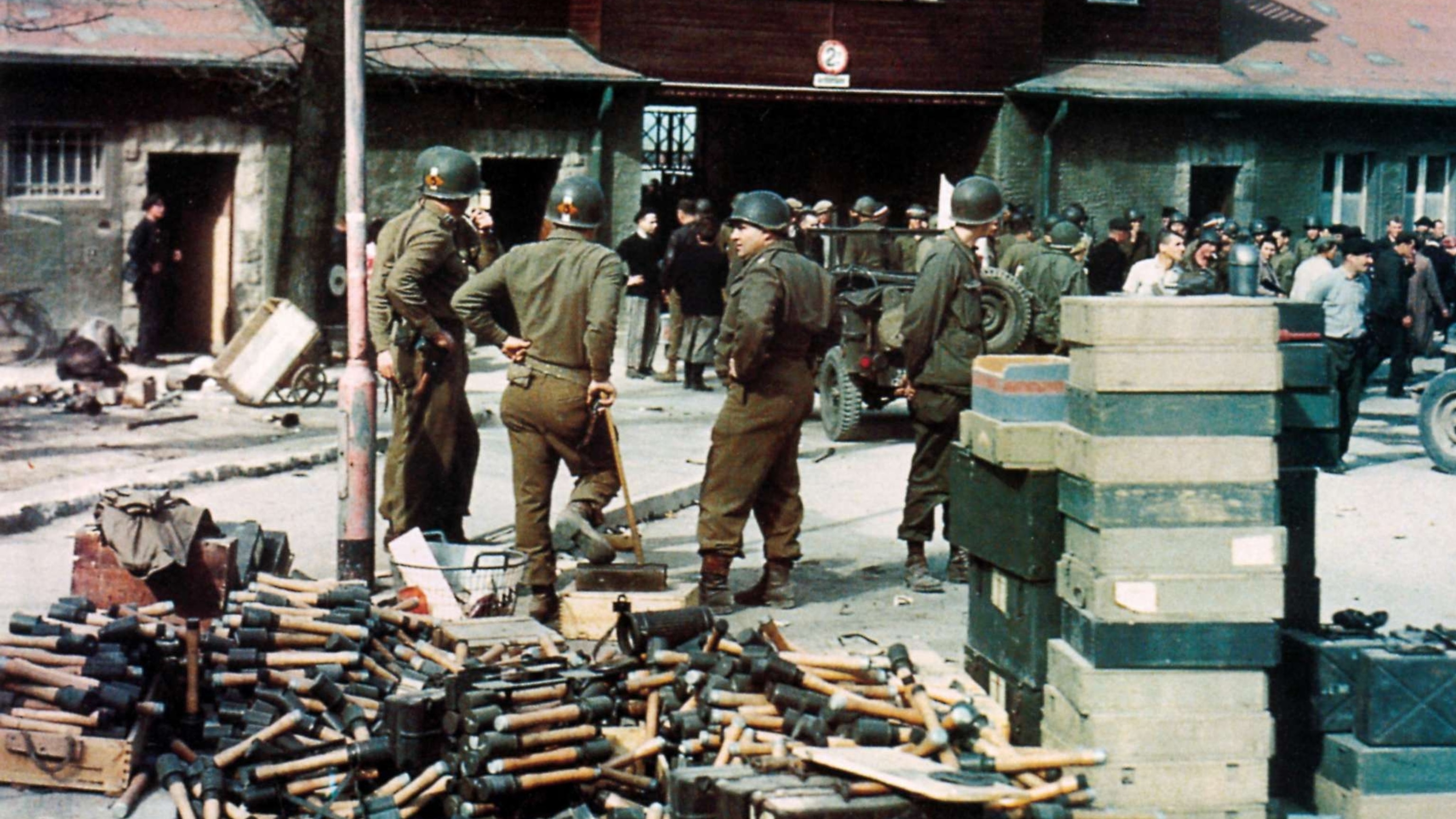 holocaust-liberation-file-gty-