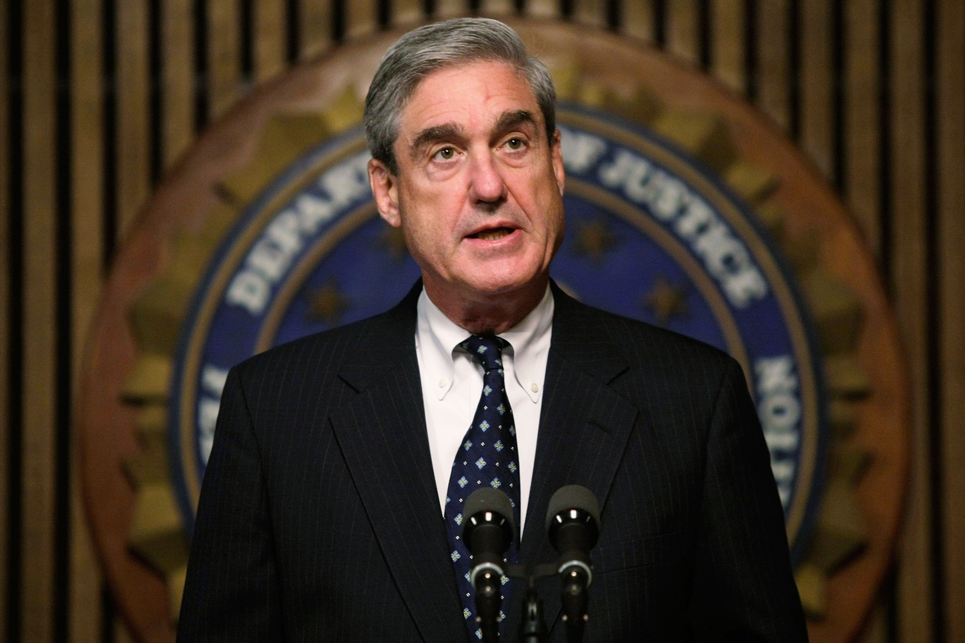 PHOTO: FBI Director Robert Muller Holds News Conference