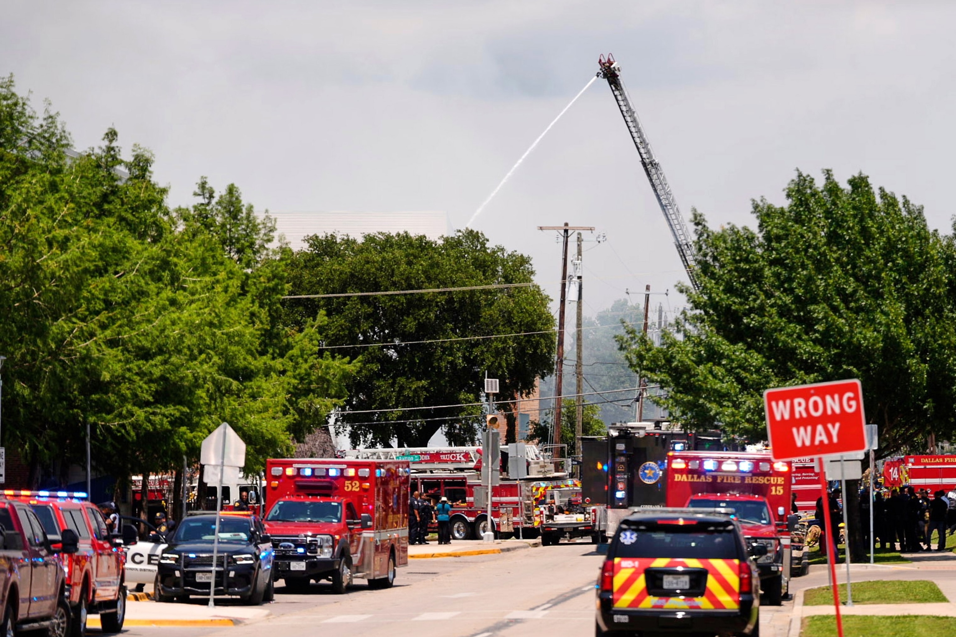 PHOTO: Apartment Fire Dallas