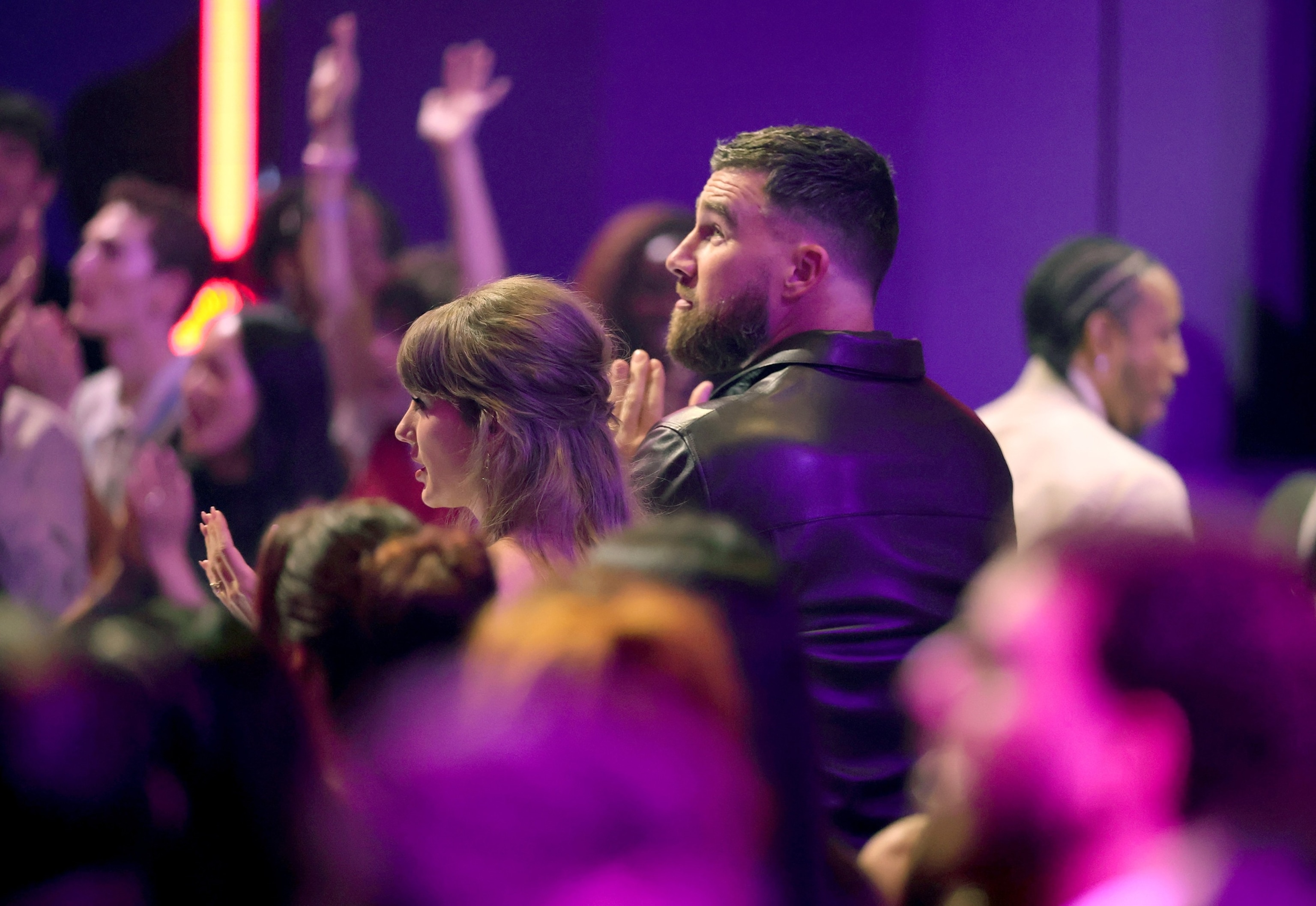 Taylor Swift, Travis Kelce attend iHeartRadio Music Awards - ABC News