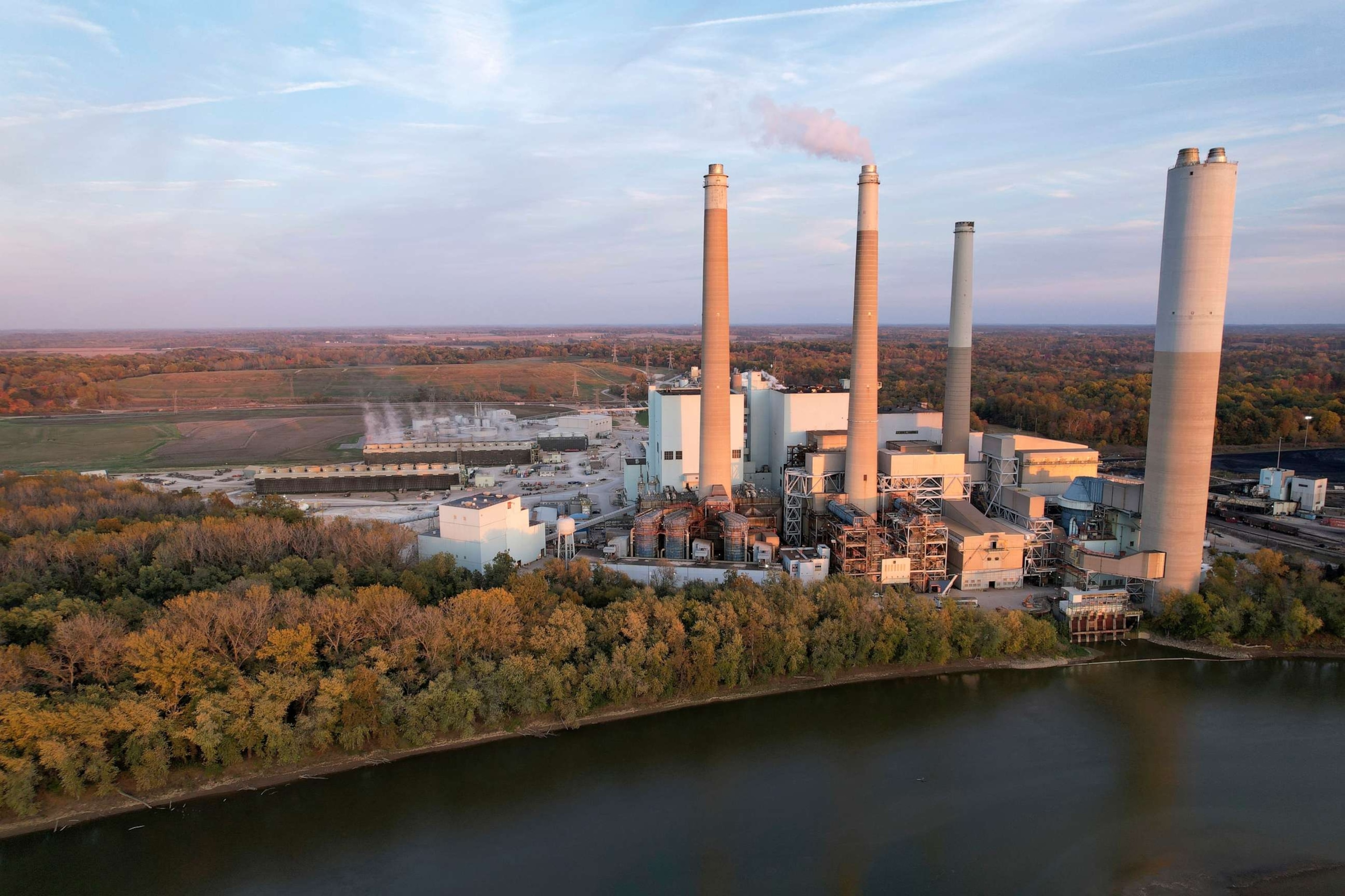 PHOTO: Steam rises from the AES Indiana Petersburg Generating Station, Oct. 25, 2023, in Petersburg, Ind.