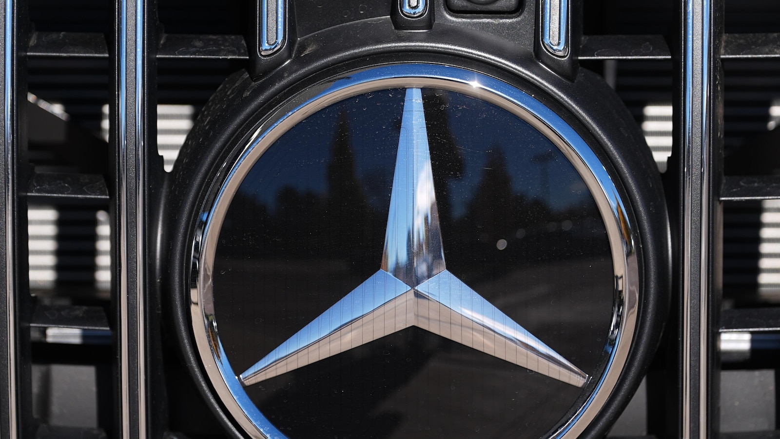 Mercedes-Benz agrees to pay $149.6 million to settle multistate emissions allegations
