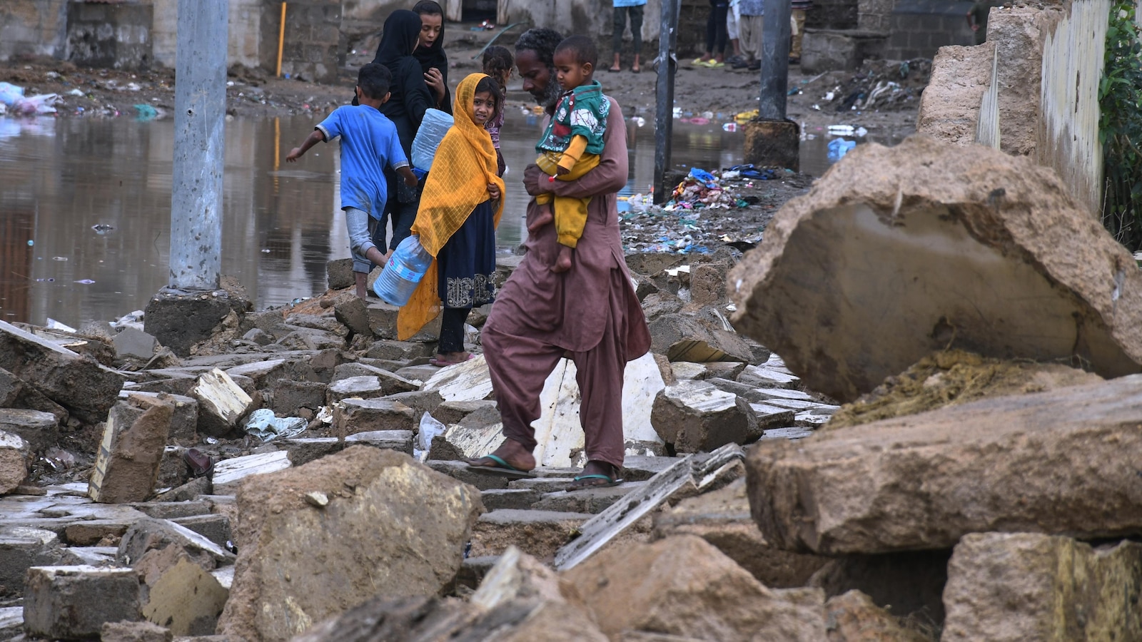 Overnight storm in Pakistan’s largest city, Karachi, kills at least 15 people and injures several