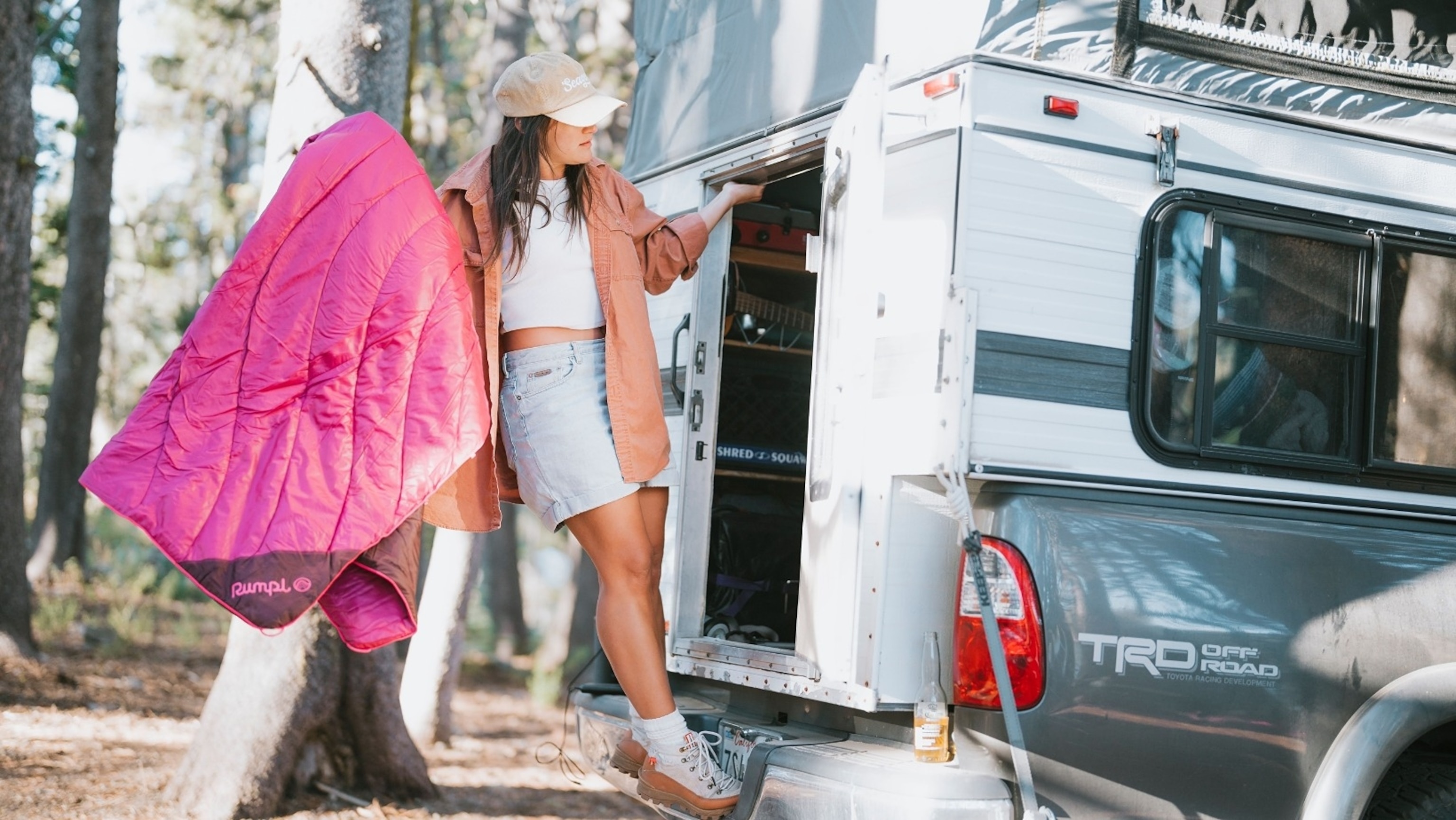 Rumpl: All-season Blankets