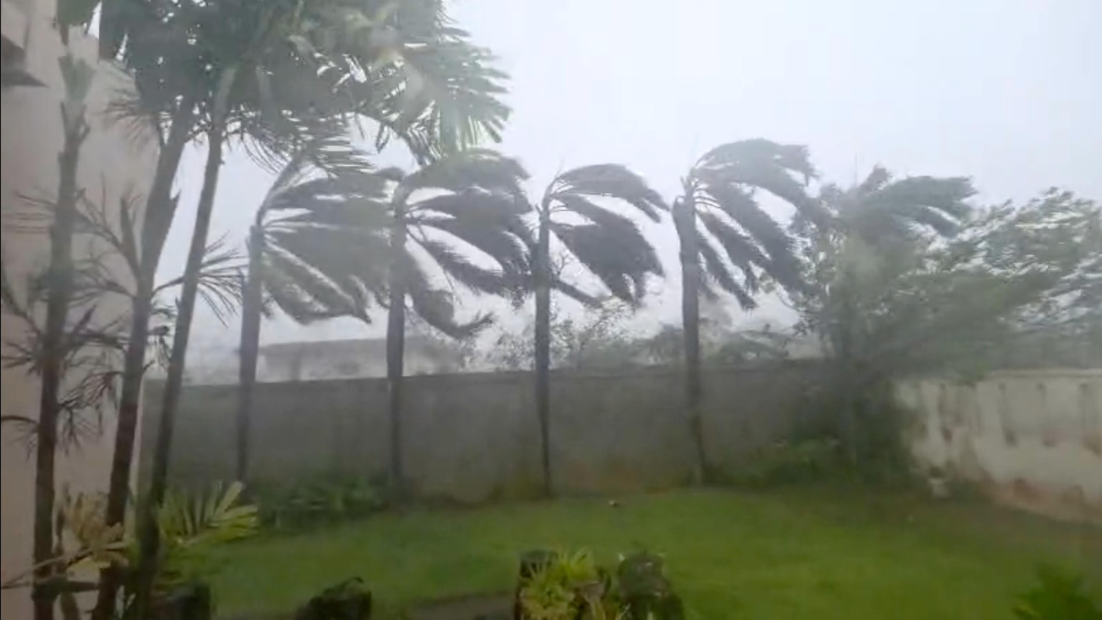Super Typhoon Sinlaku pounds remote US islands in the Pacific Ocean with ferocious winds