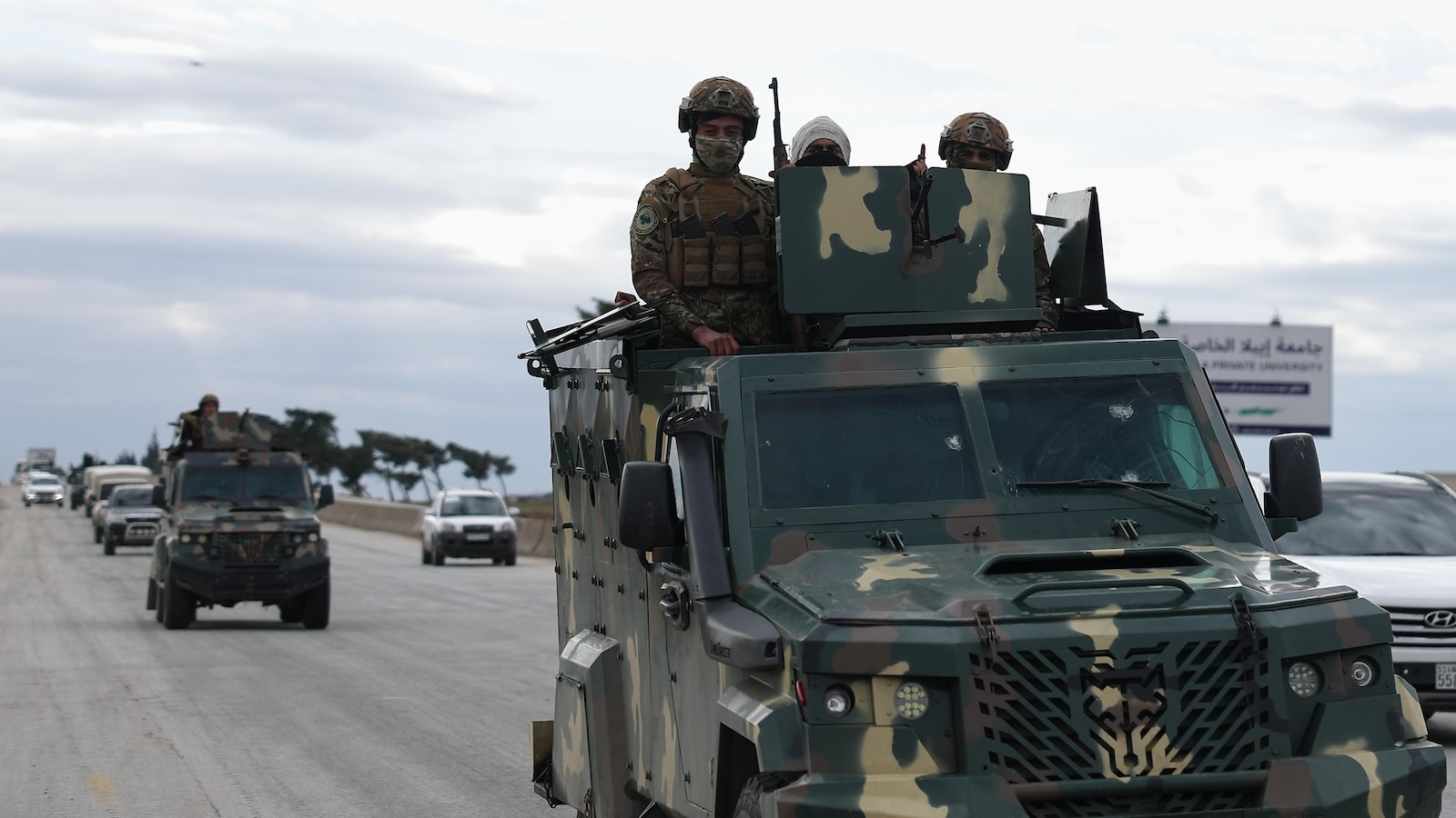 Сирийската армия обяви че ще отвори хуманитарни коридор за цивилни