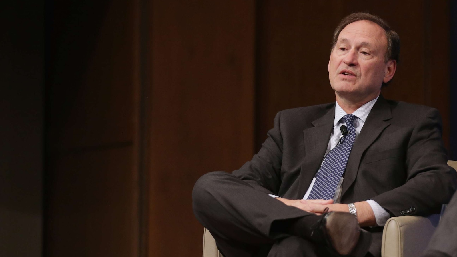 Justice Alito rejects Congress' power on ethics in public break from ...
