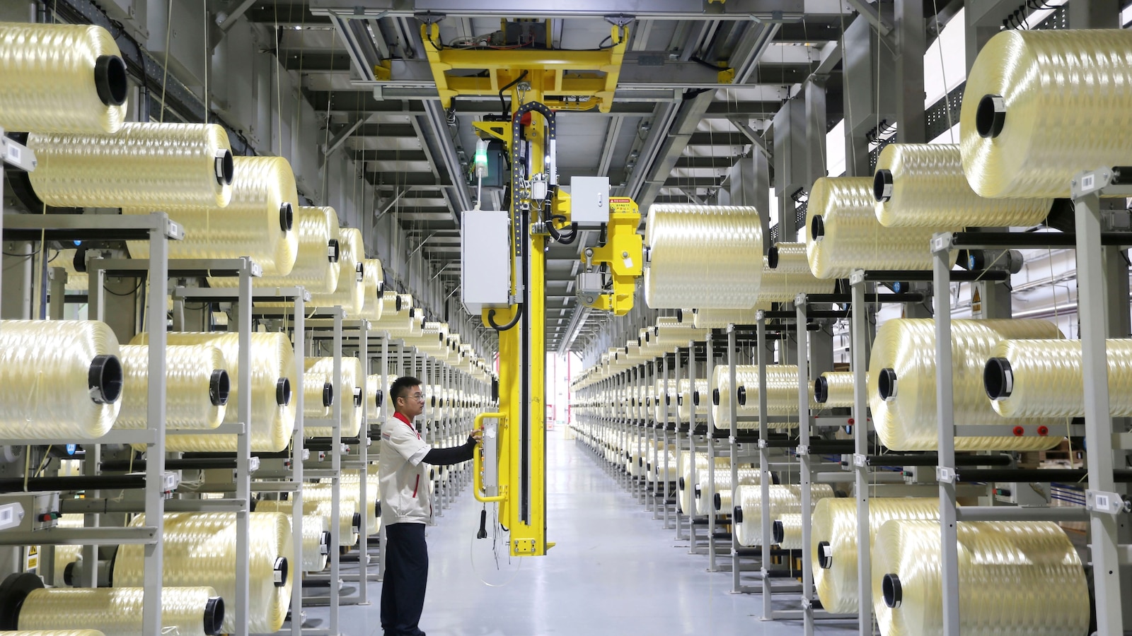 China’s factory activity expanded in September for the first time in three months, striking a more positive tone as Chinese officials look to bolster economic growth. Read more: