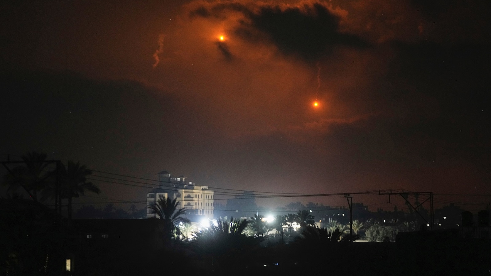 Gaza Humanitarian Crisis Worsens as IDF Expands Deir al-Balah Operations