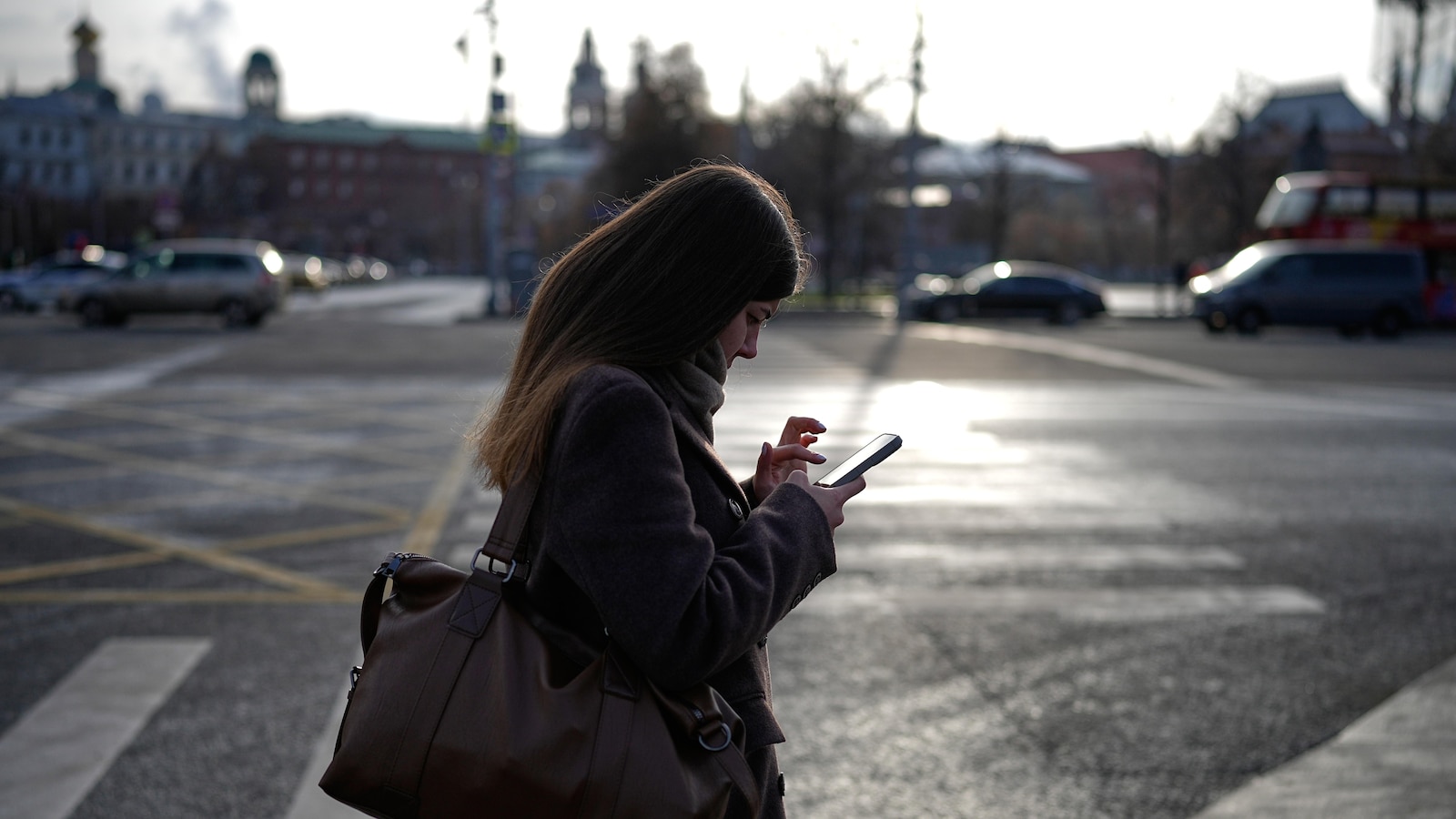 Frustrations grow in Russia over cellphone internet outages that disrupt daily life