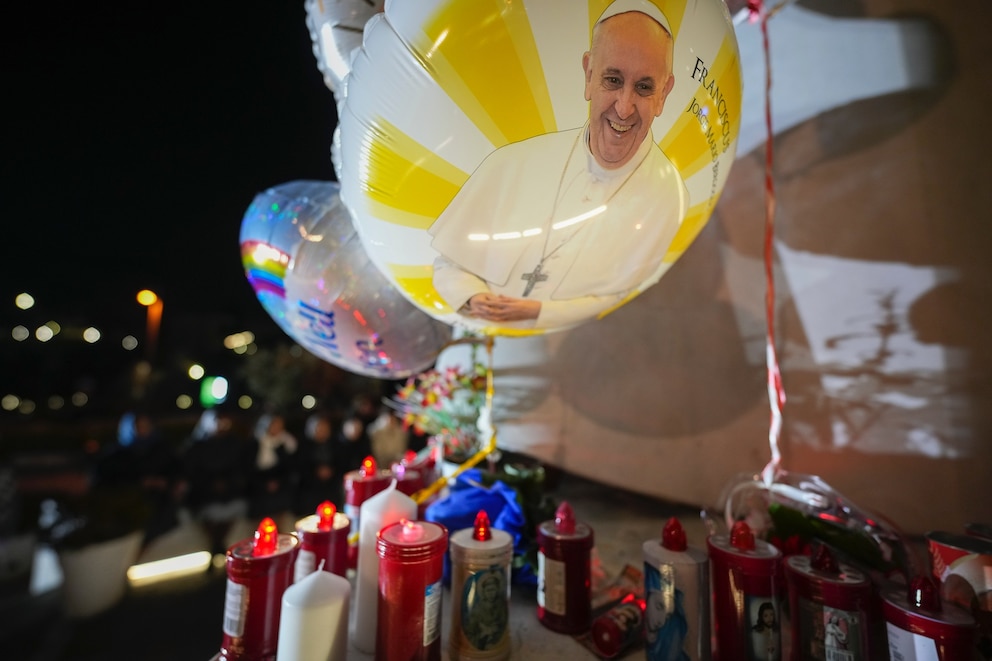 PHOTO: Nuns pray for Pope Francis in front of the Agostino Gemelli Polyclinic, in Rome, Sunday, Feb. 23, 2025, where the Pontiff is hospitalized since Friday, Feb. 14.