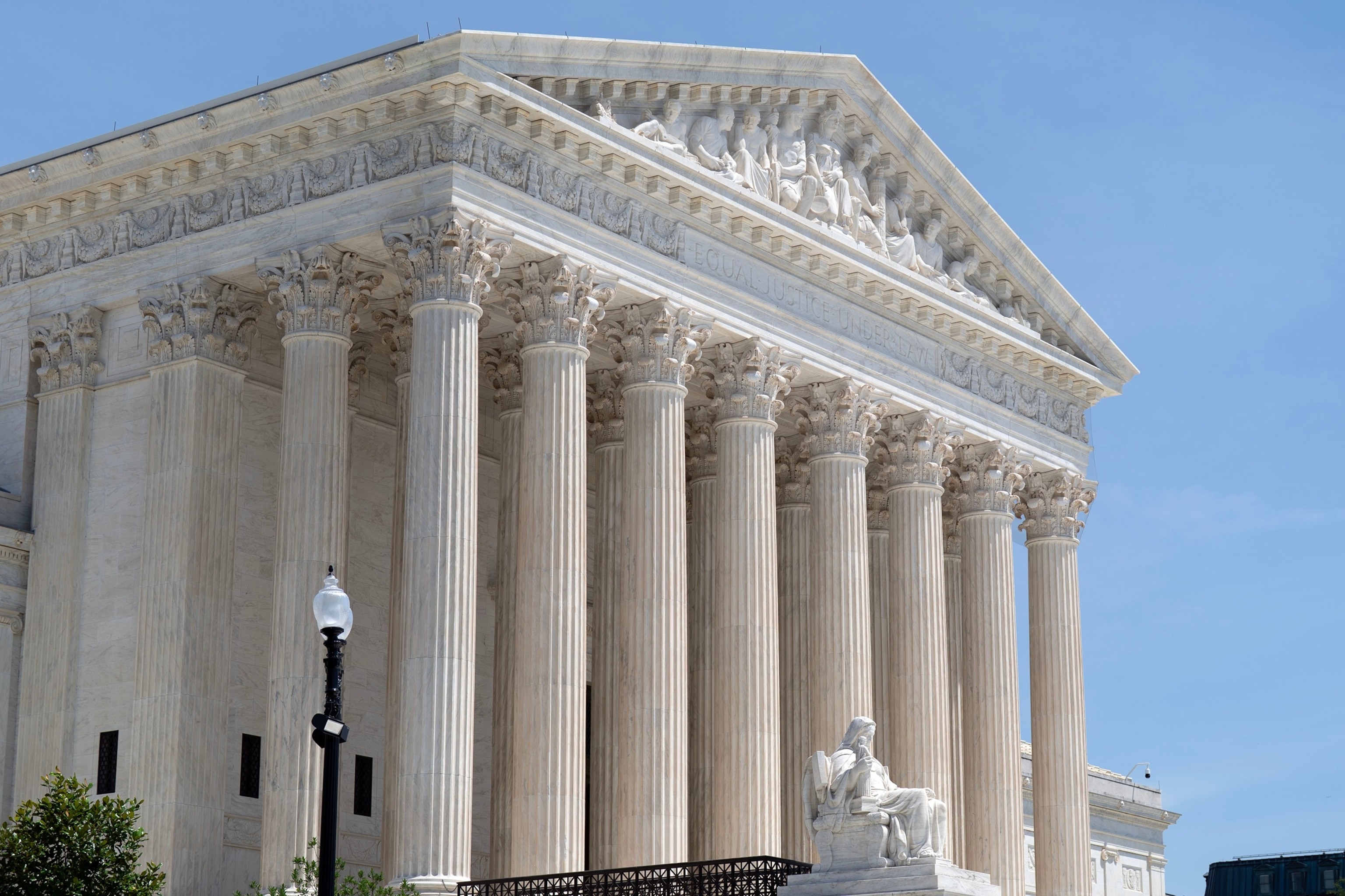 PHOTO: Supreme Court Immigration