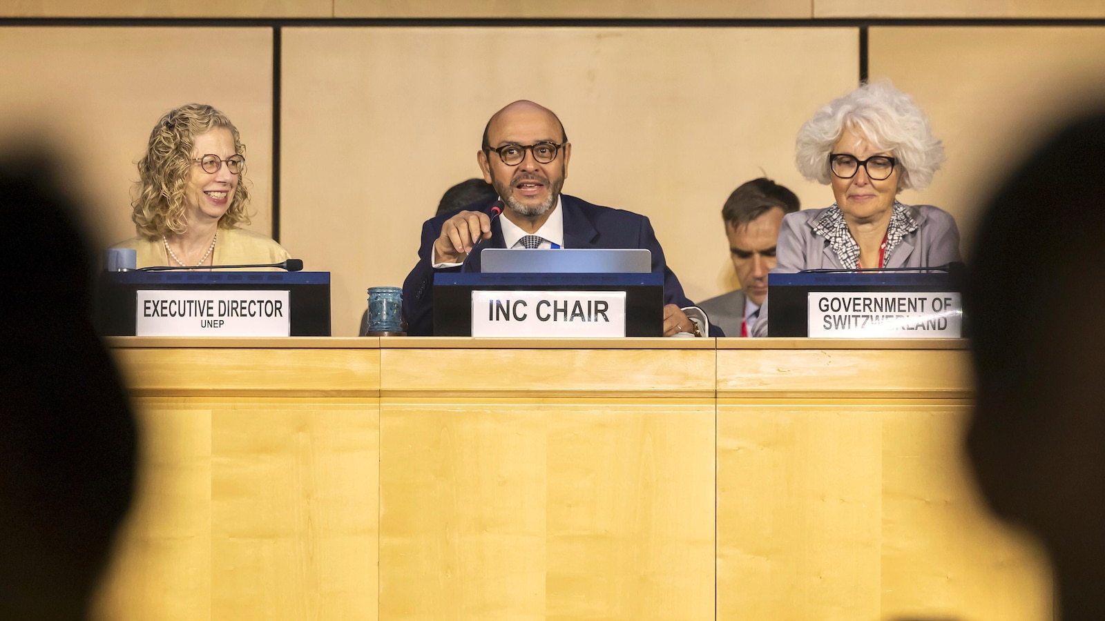 UN Nations Meet in Geneva to Negotiate Global Plastic Pollution Treaty
