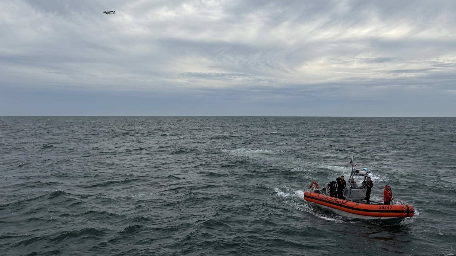 Photo: abcnews.com Coast Guard Locates Debris Field Off Nantucket For Missing Plane