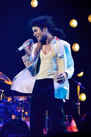 Jaafar Jackson Recreates Uncle s Look In First Look At Michael Jackson Jaafar Jackson Recreates Uncle s Look In First Look At Michael Jackson