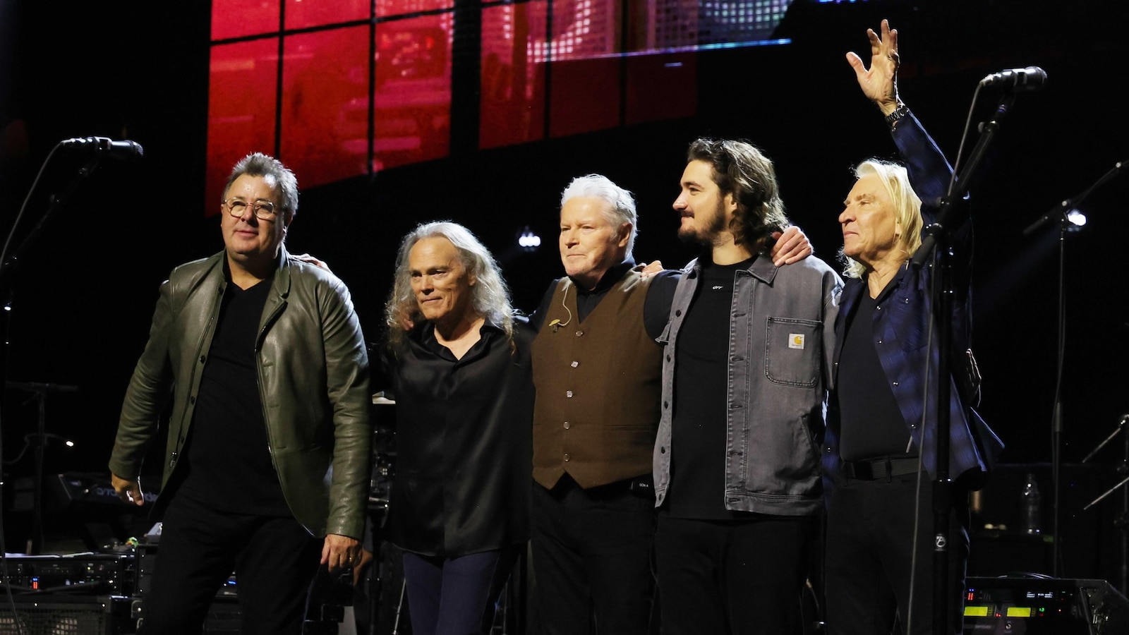 the-eagles-announce-8-show-fall-residency-at-the-sphere-abc-news