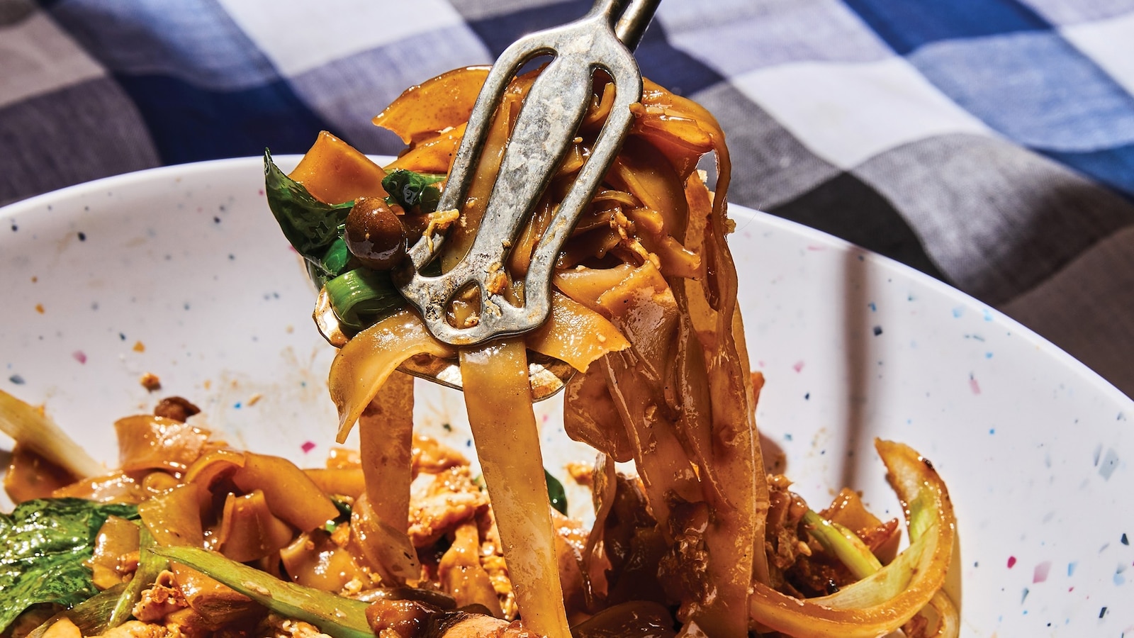 Easy pad see eiw, green bean salad recipes and more from 'Family Thai ...
