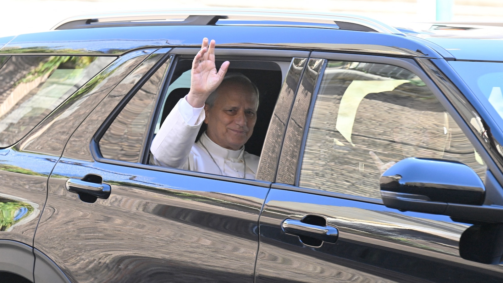 Pope Leo departs Vatican ahead of operation to remove nodule