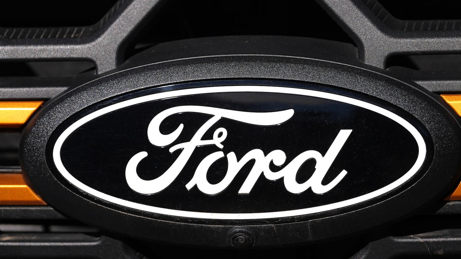 Ford recalls more than half a million Broncos due to engine fire risk