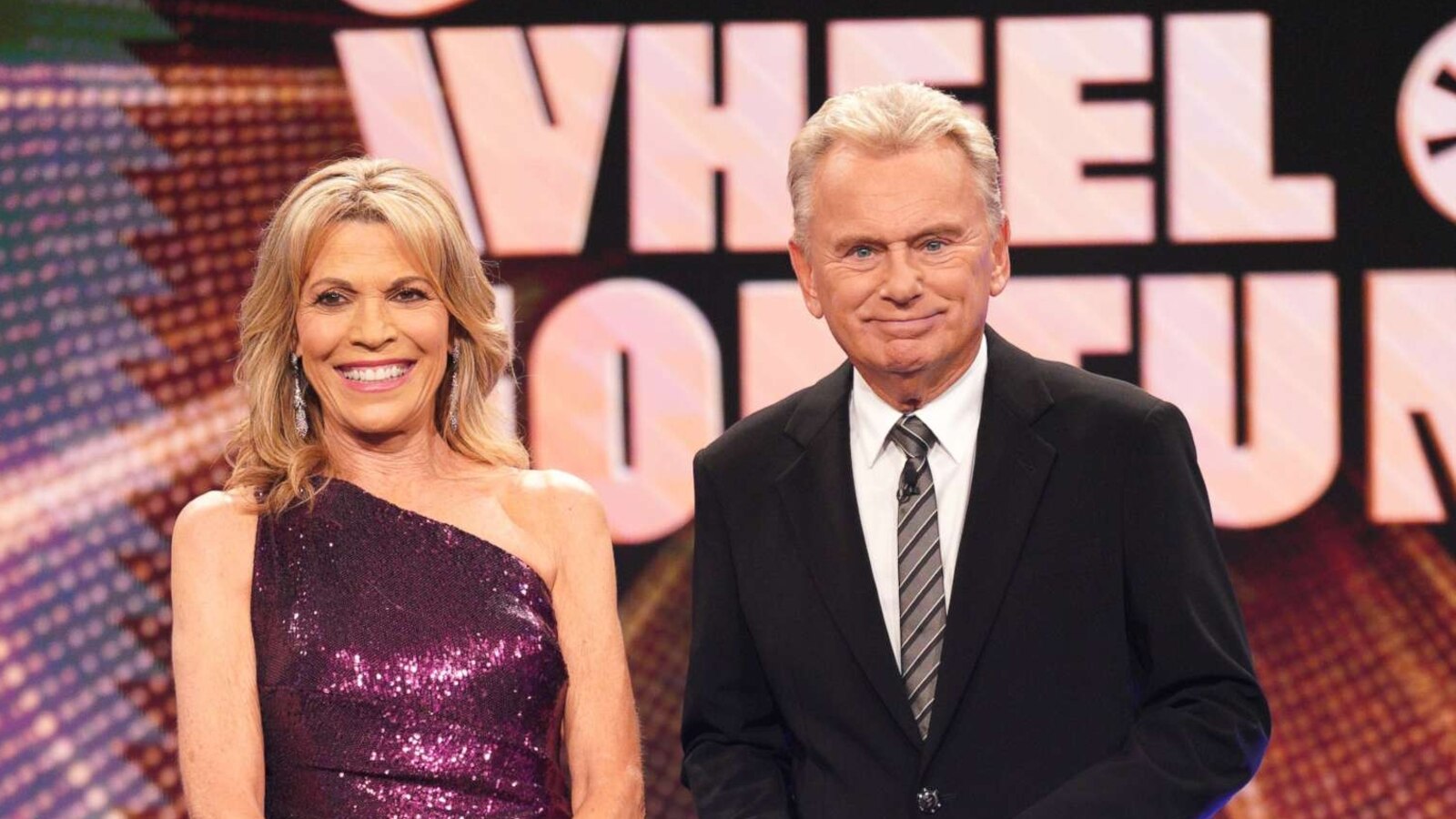 Vanna White says thinking about 'Wheel of Fortune' without Pat Sajak is