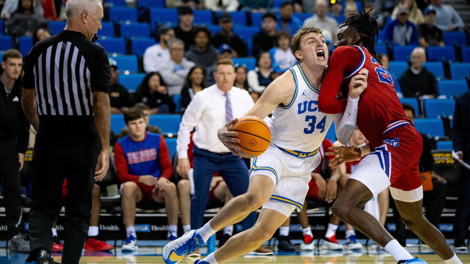 No. 15 UCLA overcomes West Georgia's early 3-point barrage to win 83-62 without Donovan Dent