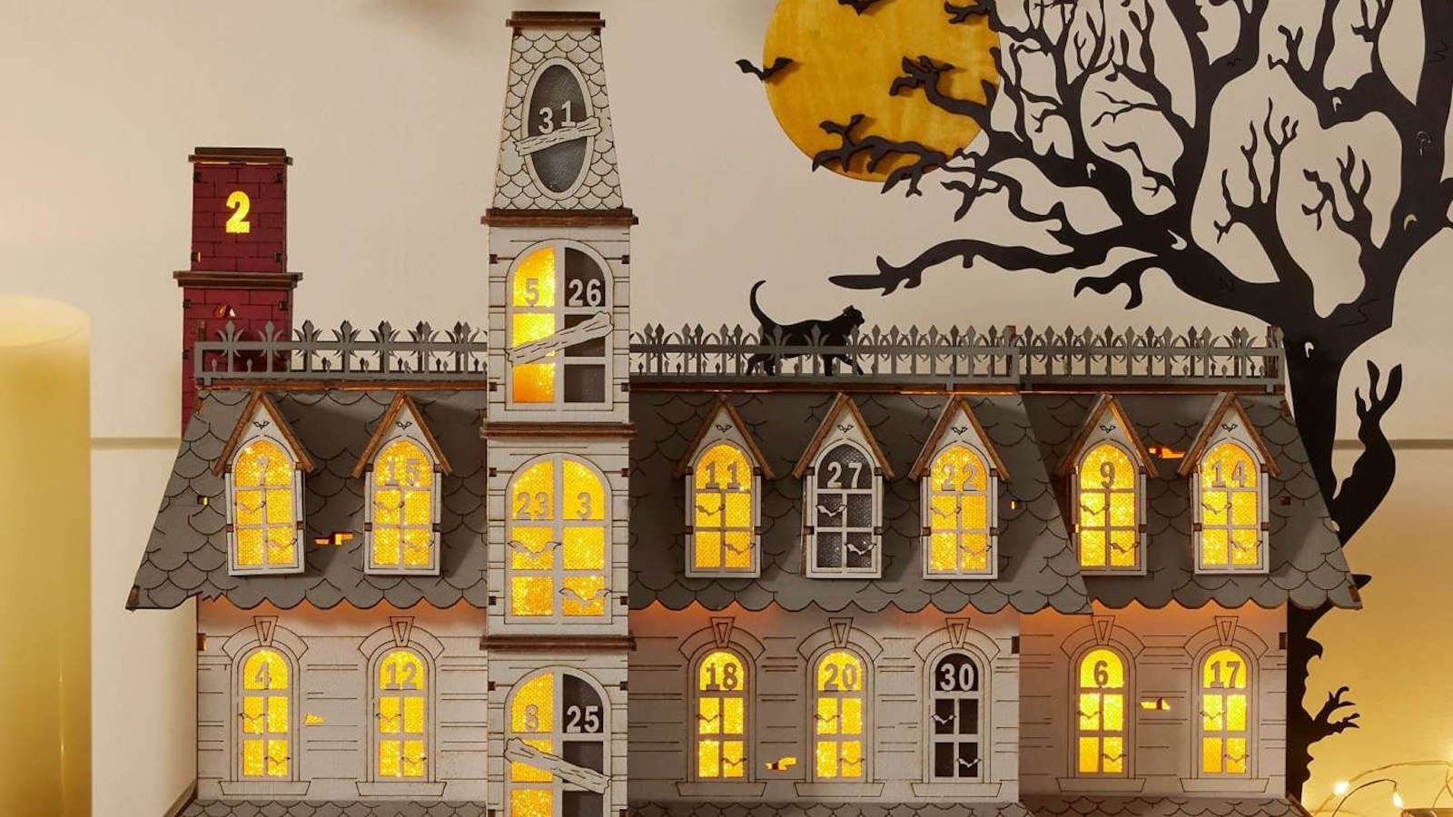 Balsam Hill: Lit Wooden Halloween Countdown Calendar
