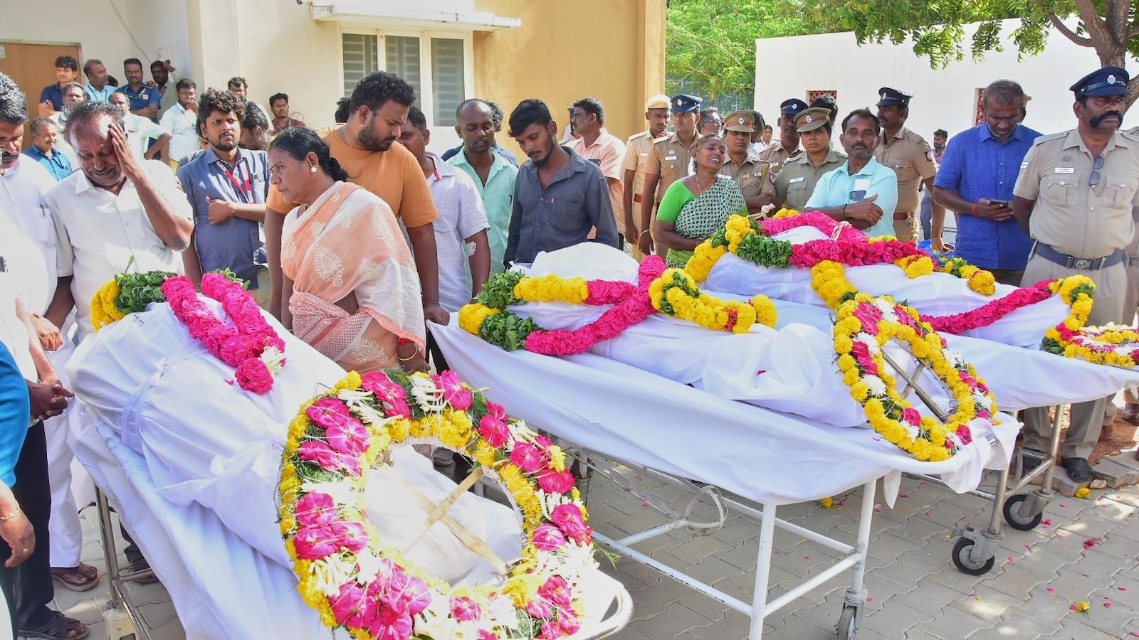 Political Rally Crush in Tamil Nadu Kills 39, Injures Over 50