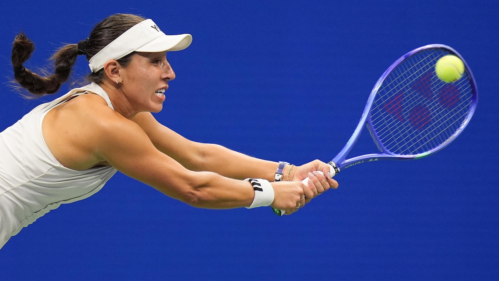 Alcaraz defeats Djokovic to reach the men's finals and other US Open match highlights in photos