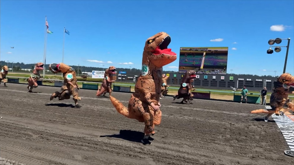 WATCH: T-Rex World Championship Races roar in Washington