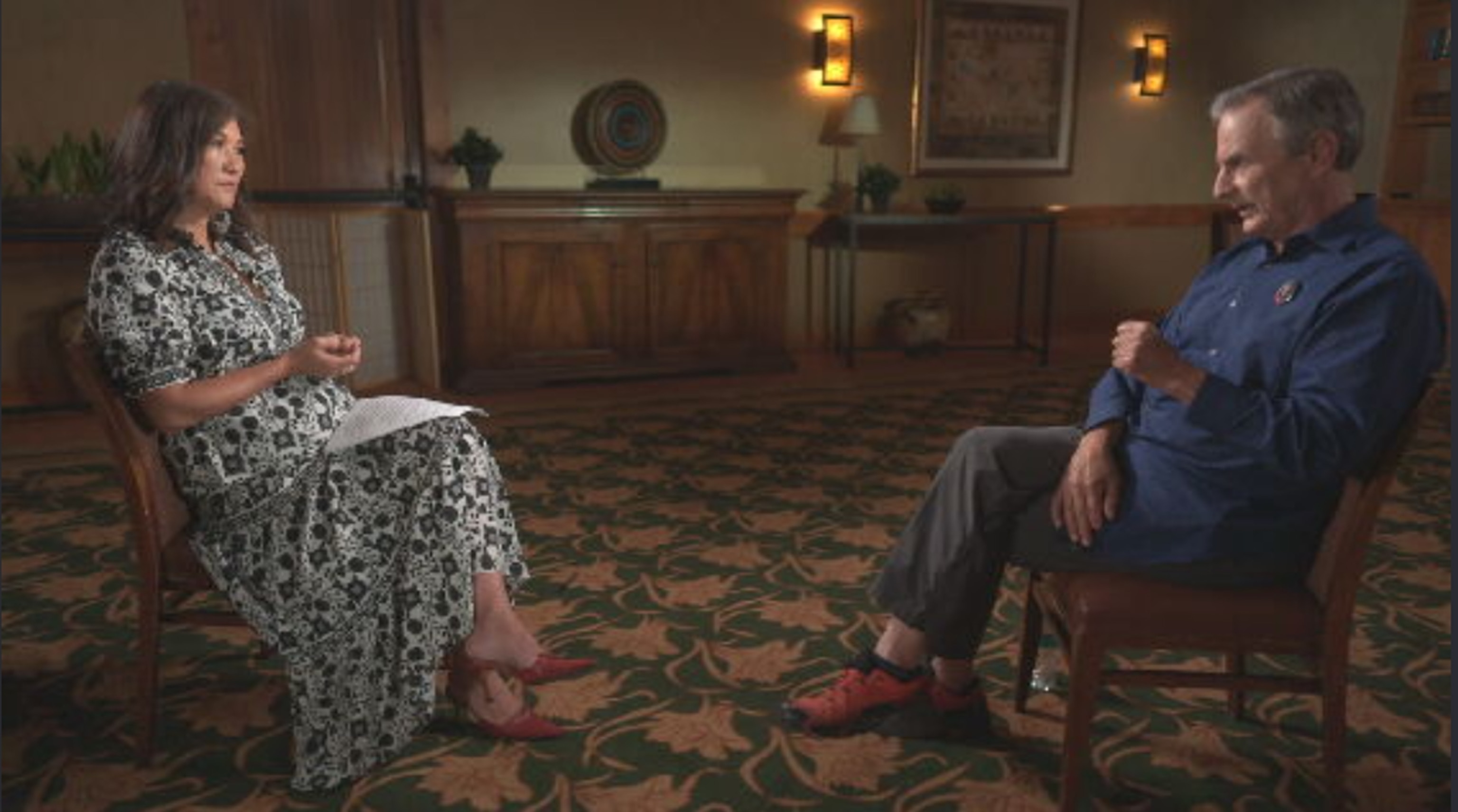 PHOTO: Juju Chang speaks with Marc Klaas about the 1993 murder of his daughter.