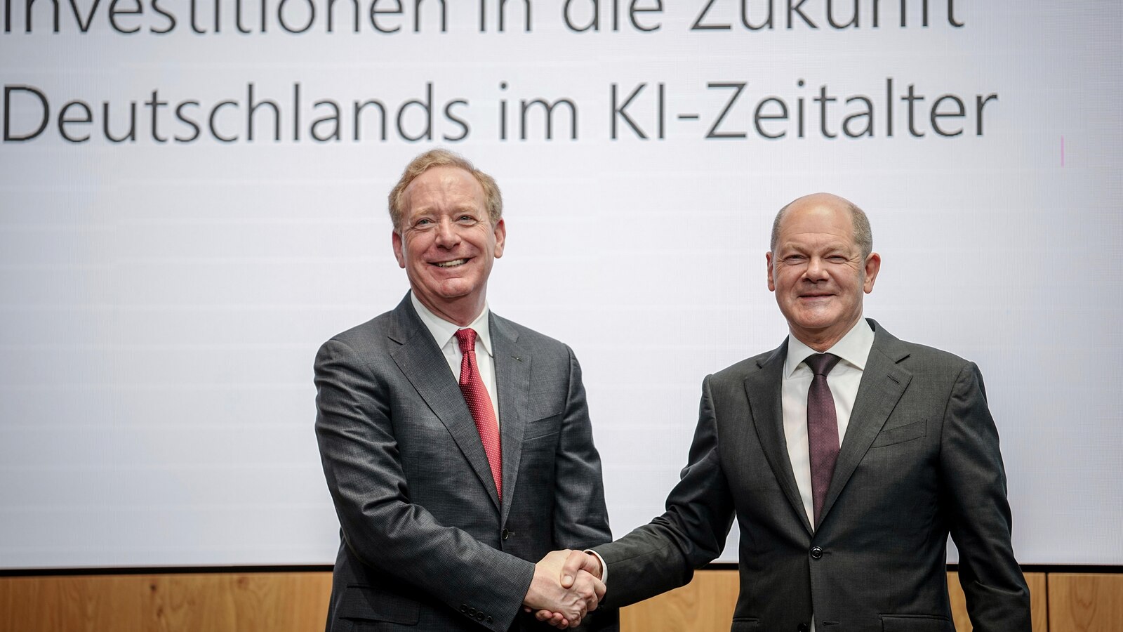 German chancellor welcomes Microsoft's 3.2 billion euro AI investment in Germany