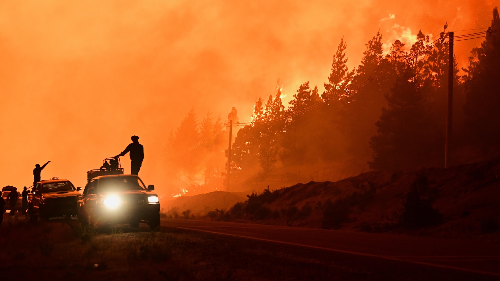 Горски пожари в Аржентинска Патагония изгориха близо 12 000 хектара