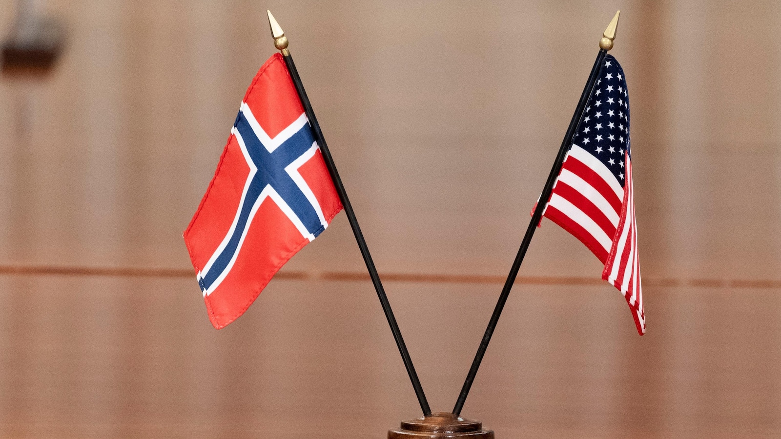 Norwegian Ex-US Embassy Guard Charged Spying Russia Iran