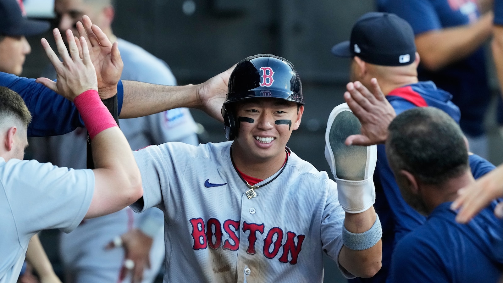 Red Sox catcher exits game after fouling ball off left foot