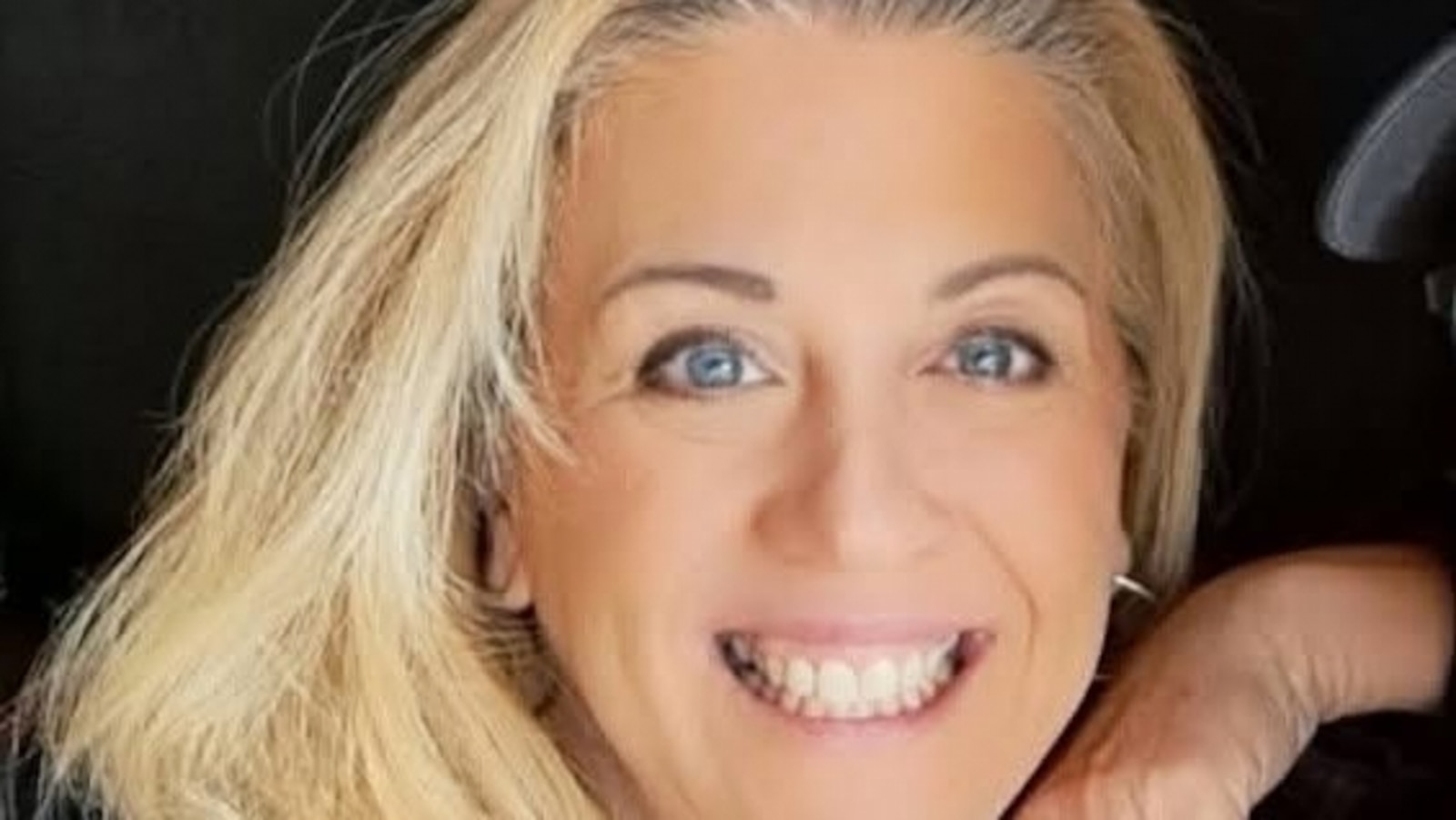 Teacher who survived Oregon school attack says she had no chance to protect children