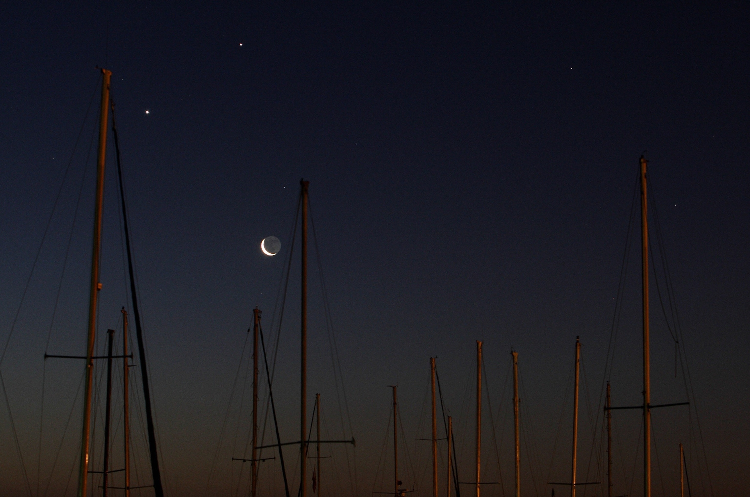 Rare parade of planets to align in night sky, NASA says - ABC News
