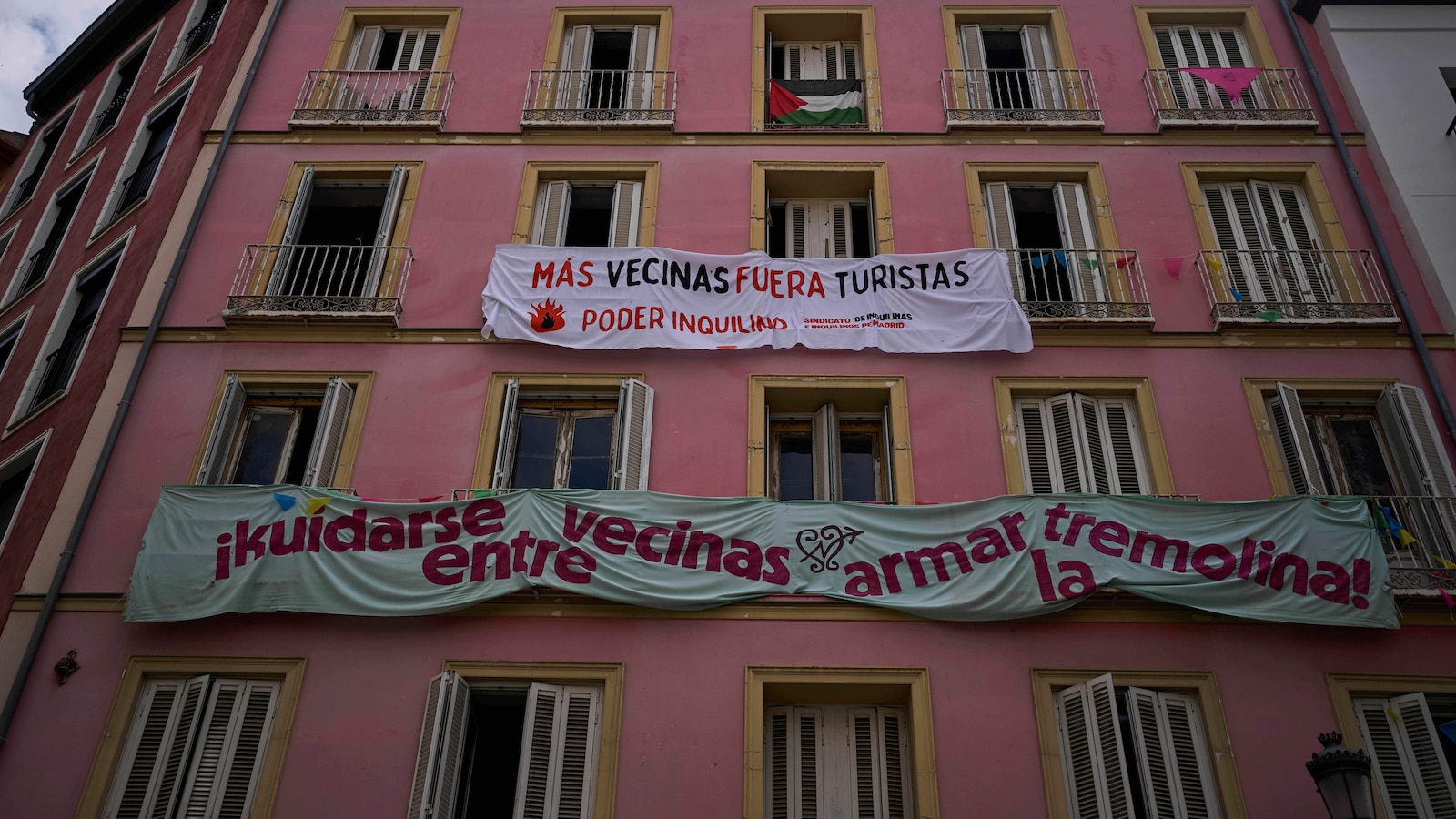 Spain Fines Airbnb $75 Million Over Unlicensed Tourist Rentals