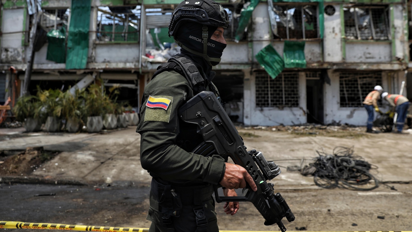 Deadly attacks in Colombia cast a shadow on the president's peace-with-guerrillas policy