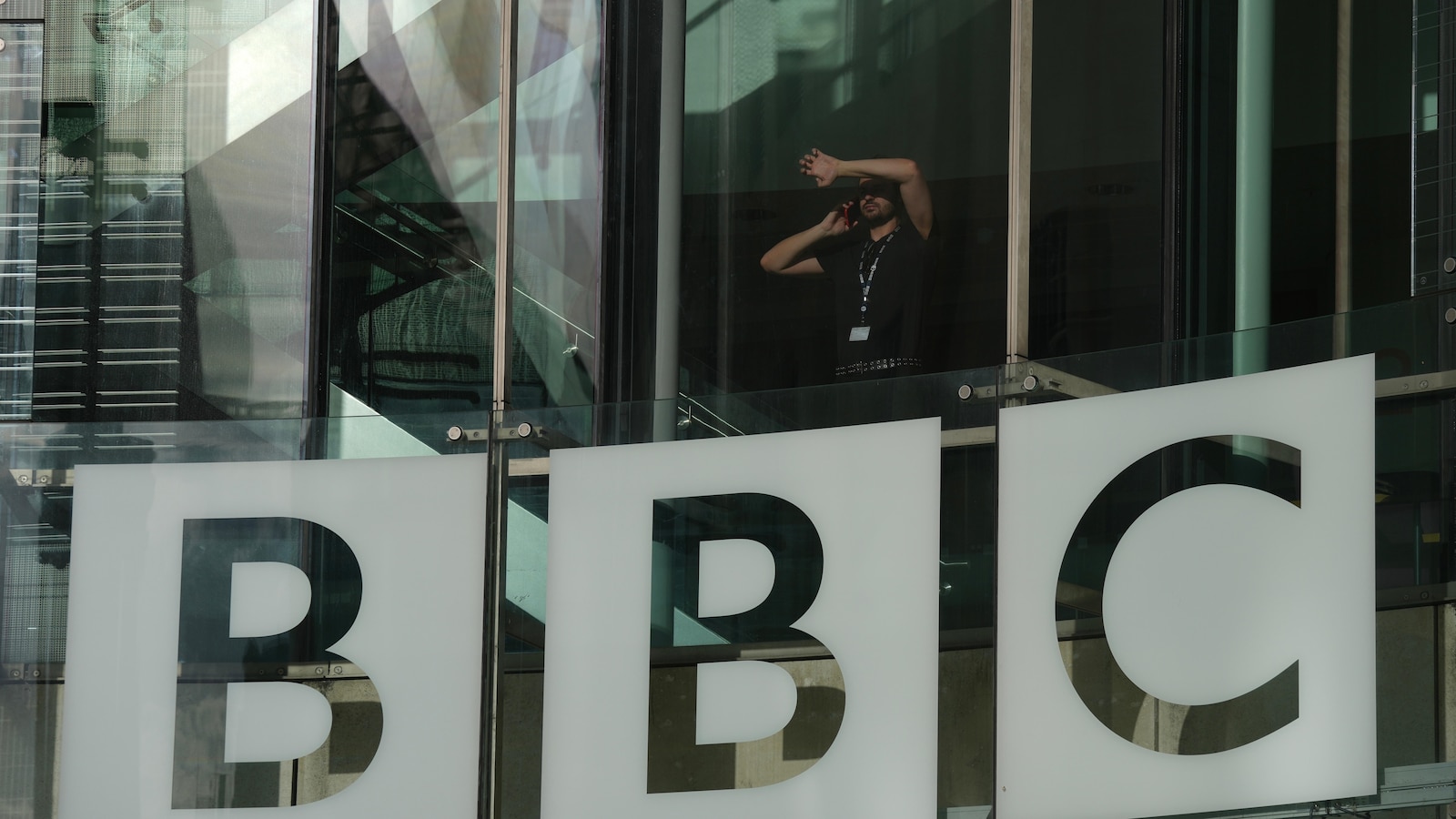 De BBC vraagt een Amerikaanse rechtbank om de rechtszaak wegens smaad ter waarde van 10 miljard dollar van Trump af te wijzen