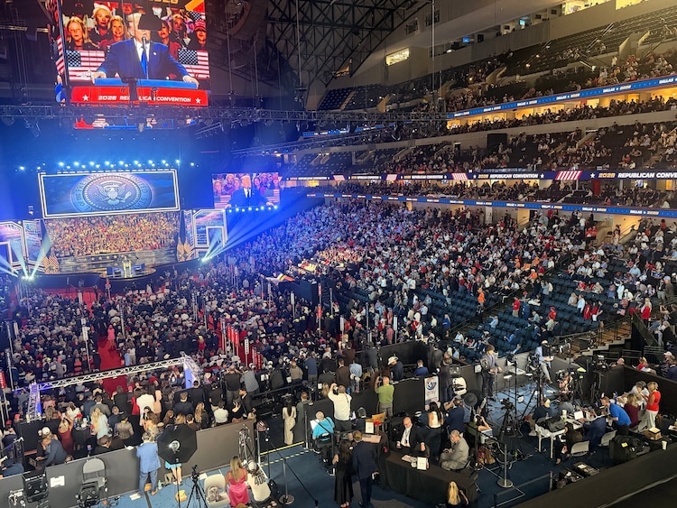trump-25-abc-er-260909_1789004255317_hpMain_4x3.jpg