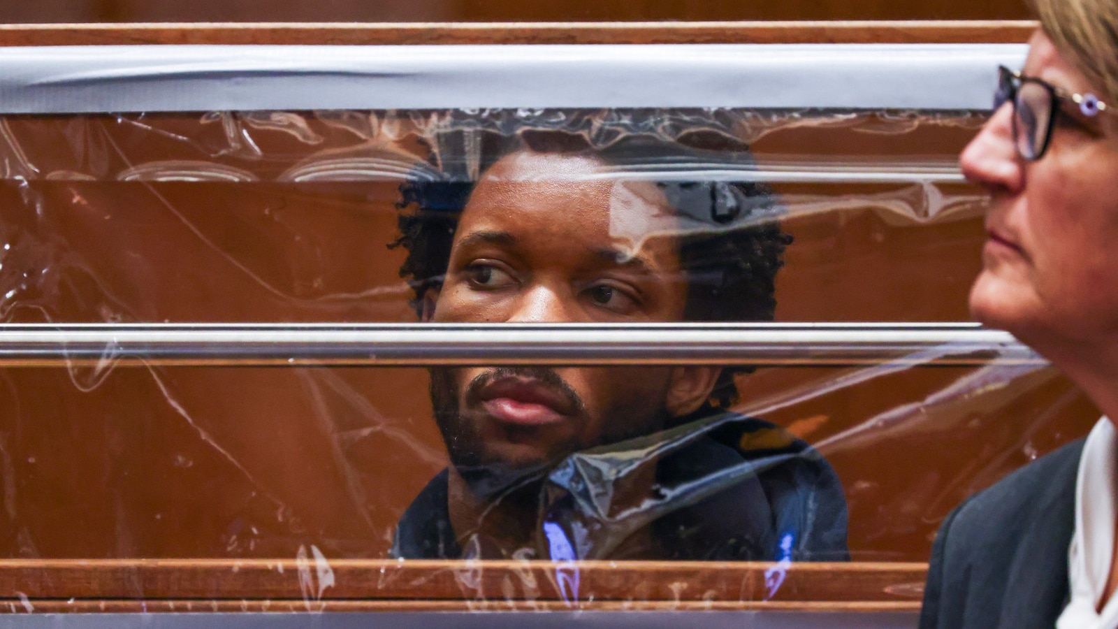 Photo: abcnews.com Celebrity Lawyers Withdraw from Musician D4vd's Murder Case