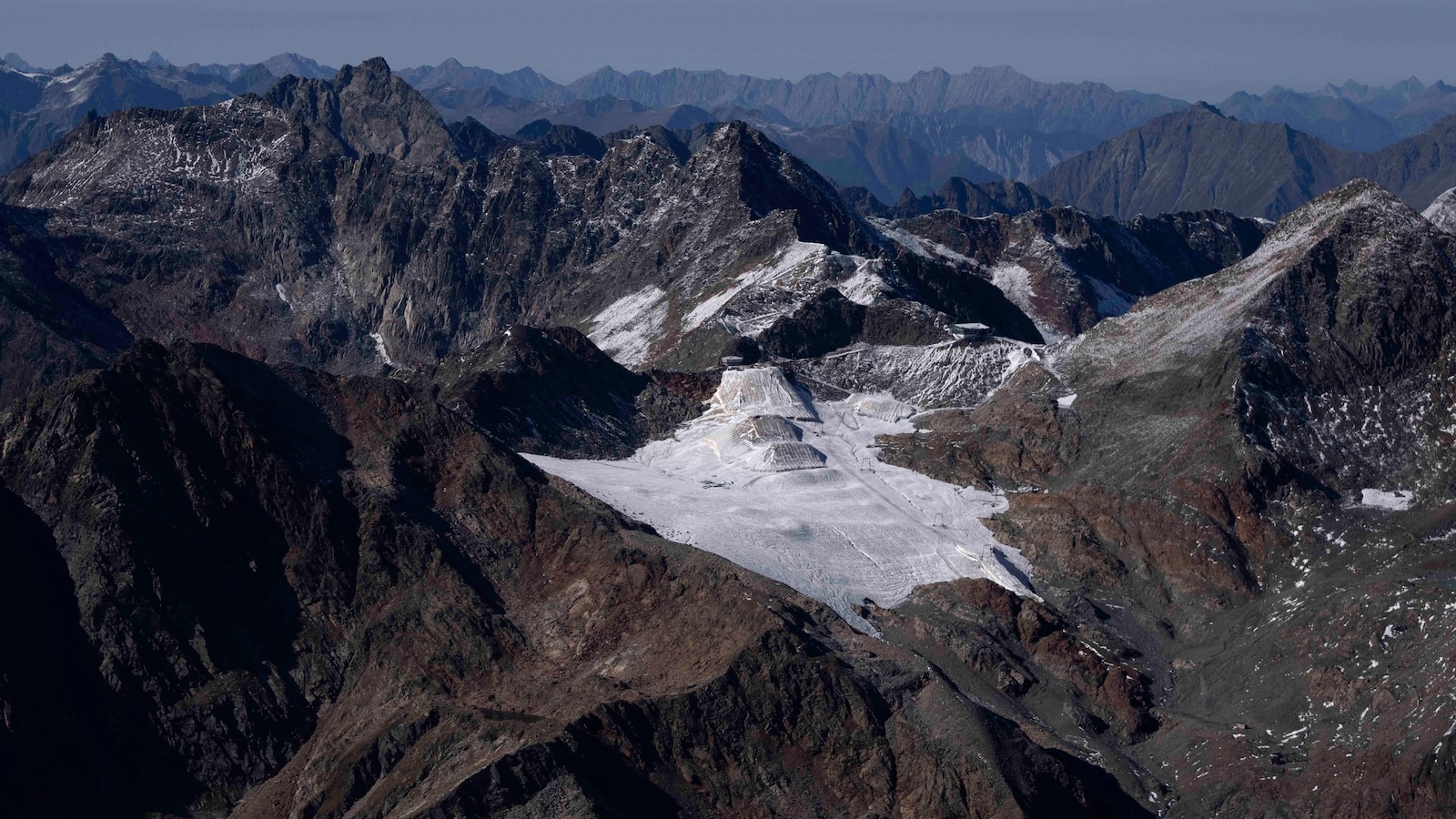 تراجعت جميع الأنهار الجليدية في النمسا البالغ عددها 96، باستثناء اثنين، خلال العامين الماضيين