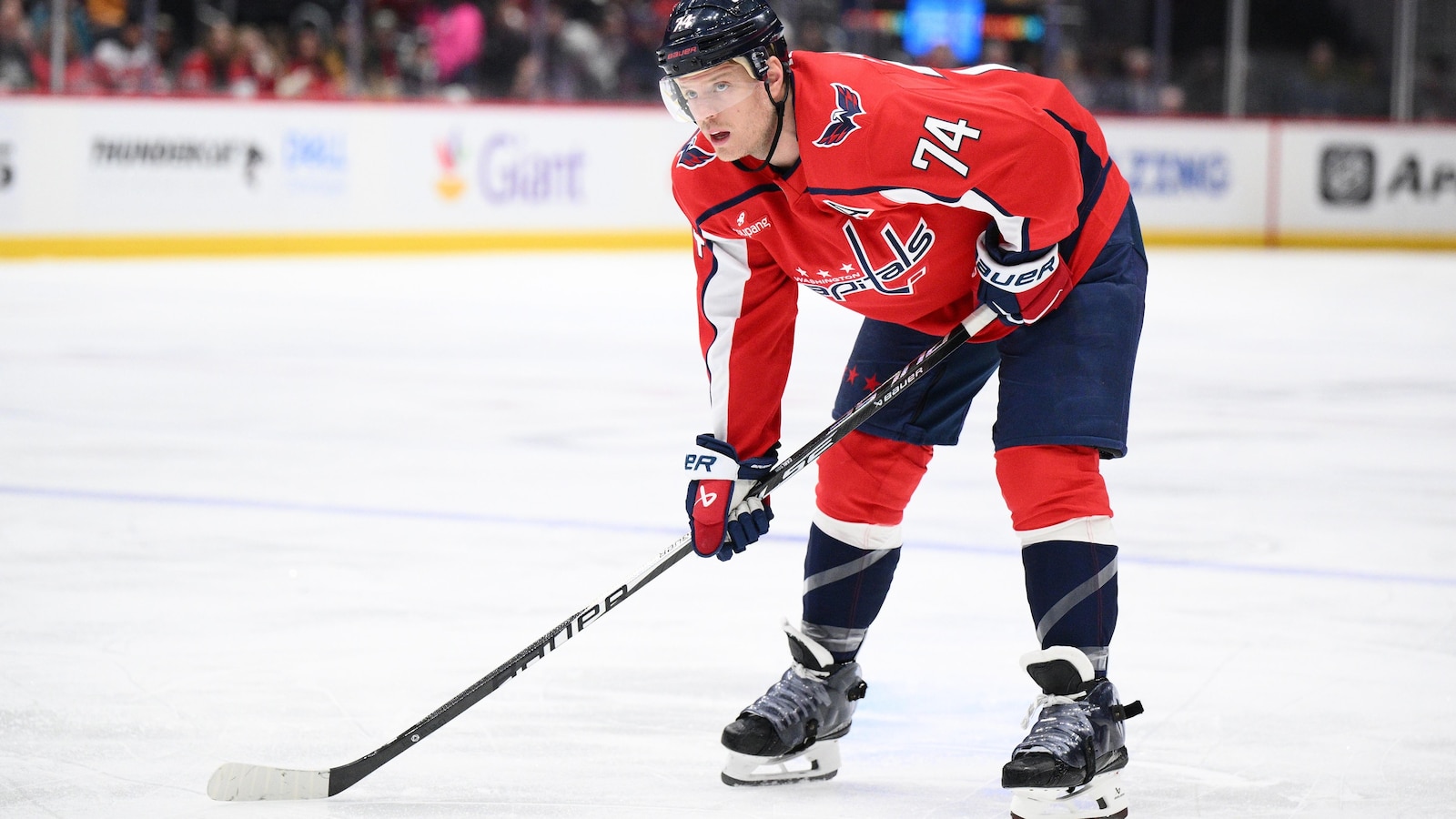 Lightning sign defenseman John Carlson to two-year deal